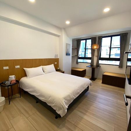 良文旅 Ryou Hotel Tainan Buitenkant foto