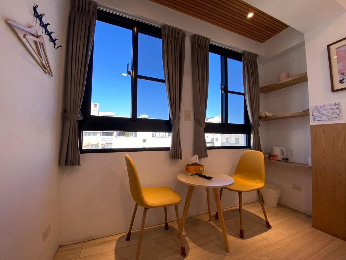 良文旅 Ryou Hotel Tainan Buitenkant foto