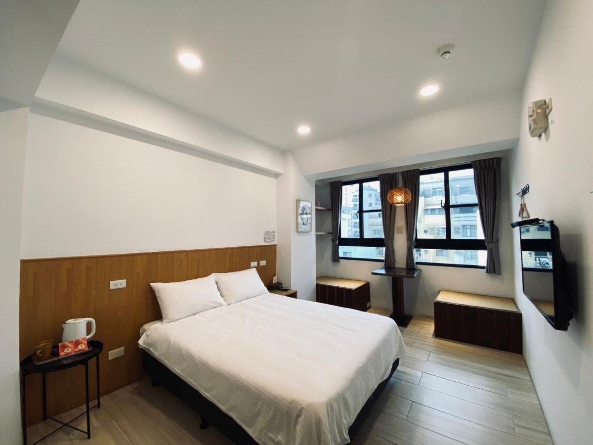 良文旅 Ryou Hotel Tainan Buitenkant foto