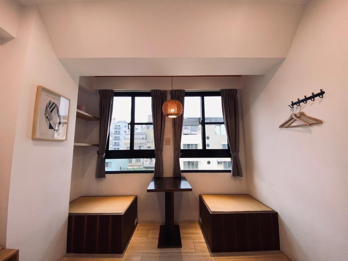 良文旅 Ryou Hotel Tainan Buitenkant foto