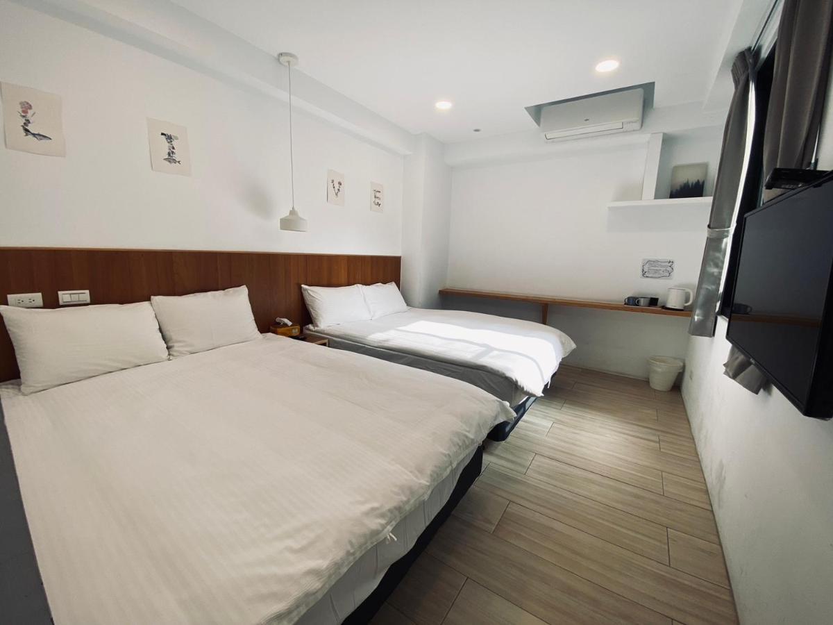 良文旅 Ryou Hotel Tainan Buitenkant foto