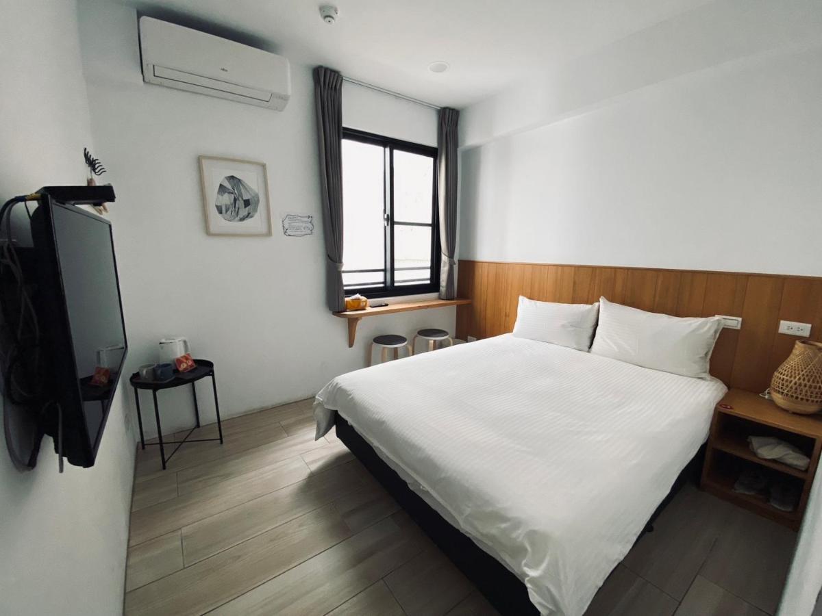 良文旅 Ryou Hotel Tainan Buitenkant foto