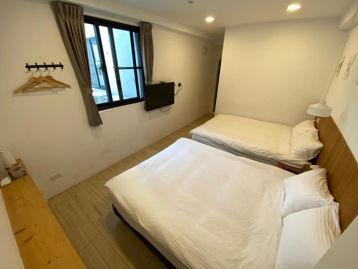 良文旅 Ryou Hotel Tainan Buitenkant foto