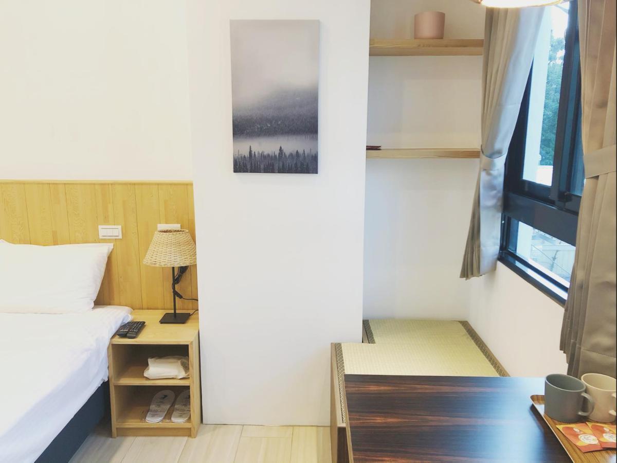 良文旅 Ryou Hotel Tainan Buitenkant foto