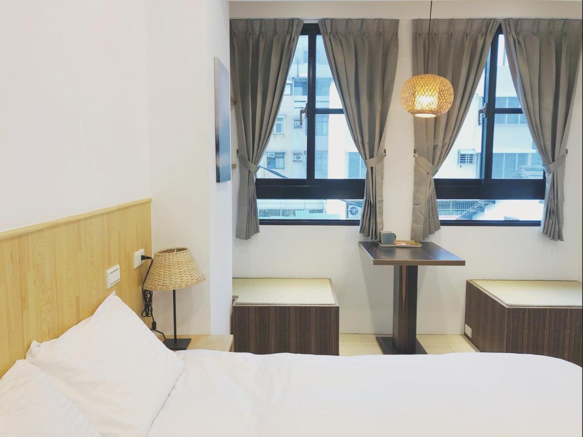 良文旅 Ryou Hotel Tainan Buitenkant foto