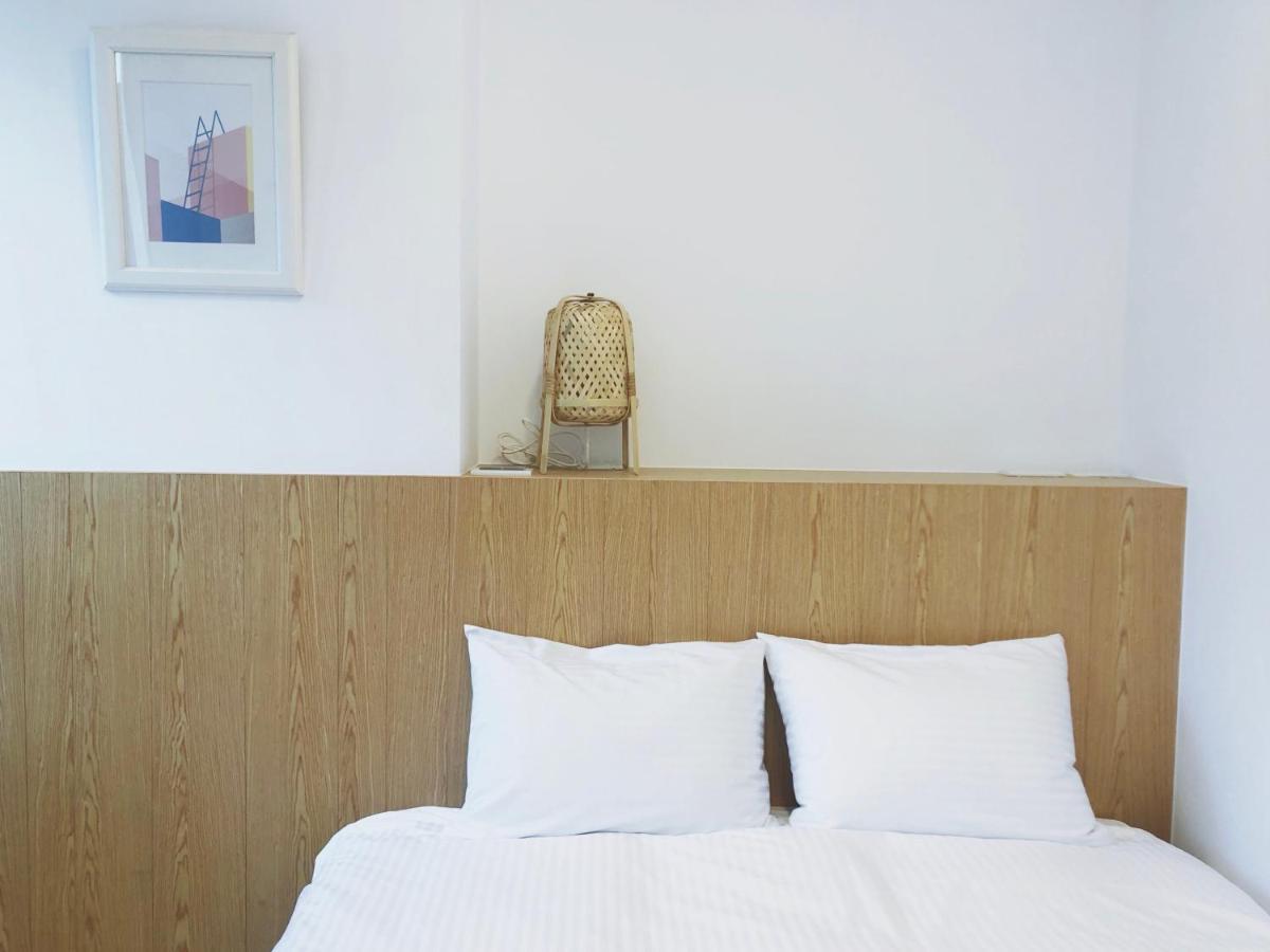 良文旅 Ryou Hotel Tainan Buitenkant foto