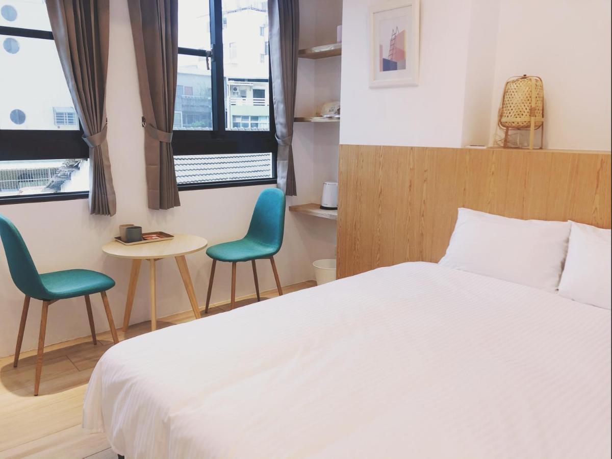 良文旅 Ryou Hotel Tainan Buitenkant foto