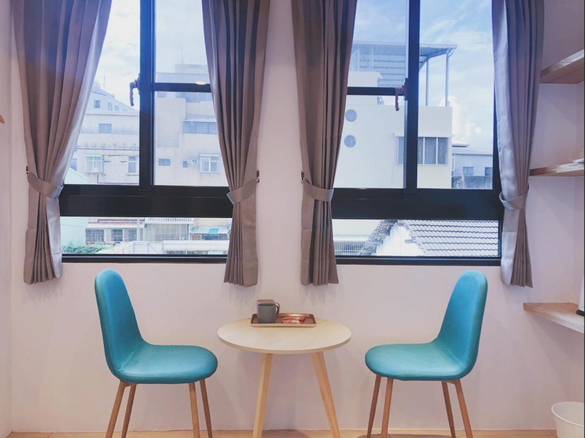 良文旅 Ryou Hotel Tainan Buitenkant foto