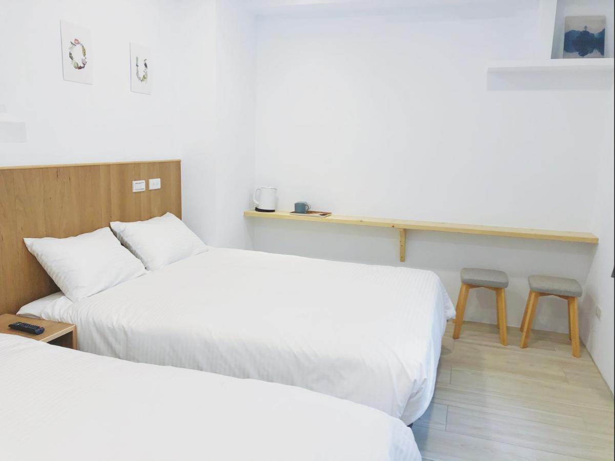 良文旅 Ryou Hotel Tainan Buitenkant foto