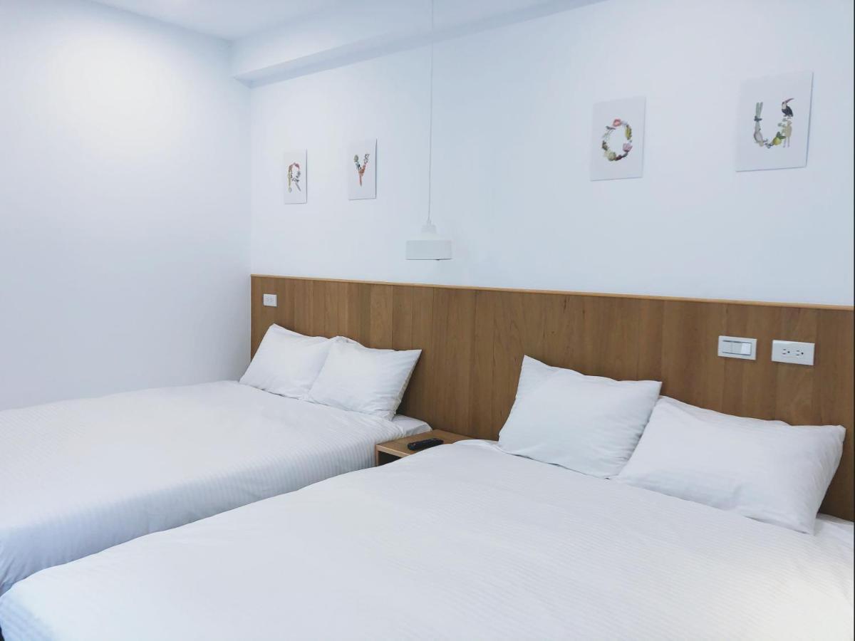 良文旅 Ryou Hotel Tainan Buitenkant foto